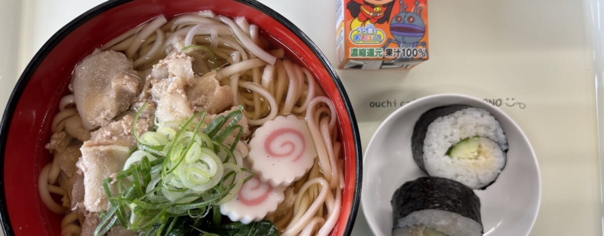 【親和の学生寮】今日の晩ごはん☆肉うどん