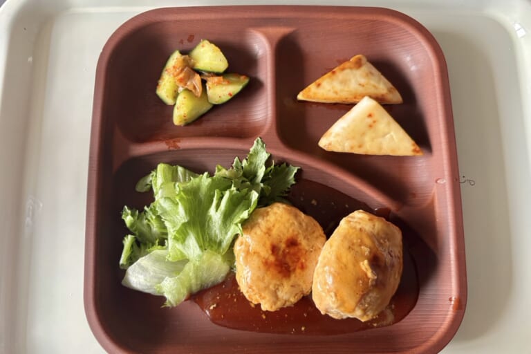 【親和の学生寮】今日の晩ごはん☆えのき鶏つくね