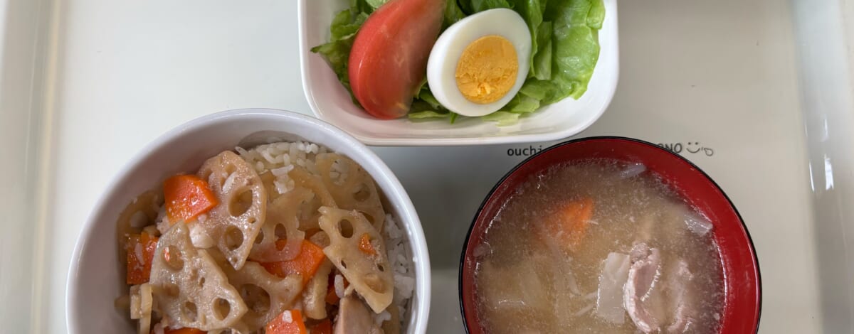 【親和の学生寮】今日の朝ごはん☆まぜご飯ととん汁