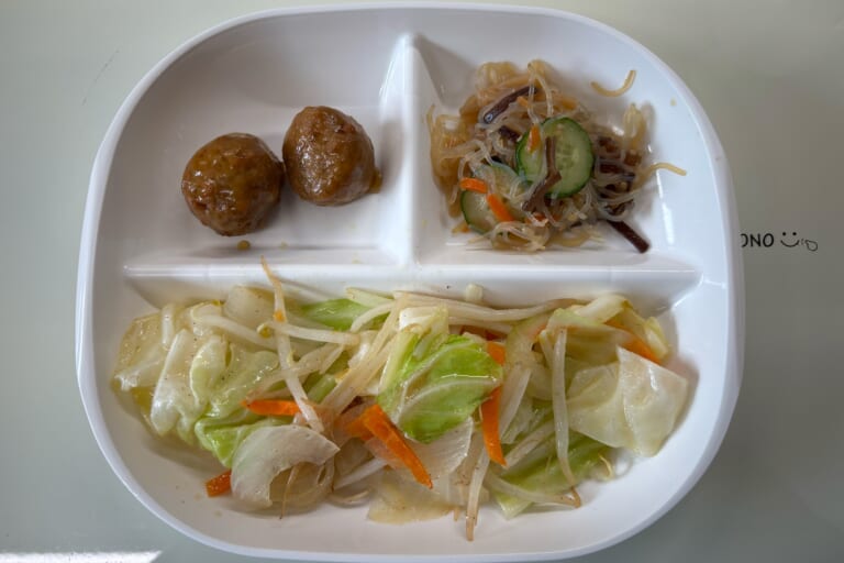 【親和の学生寮】今日の朝ごはん☆野菜炒め