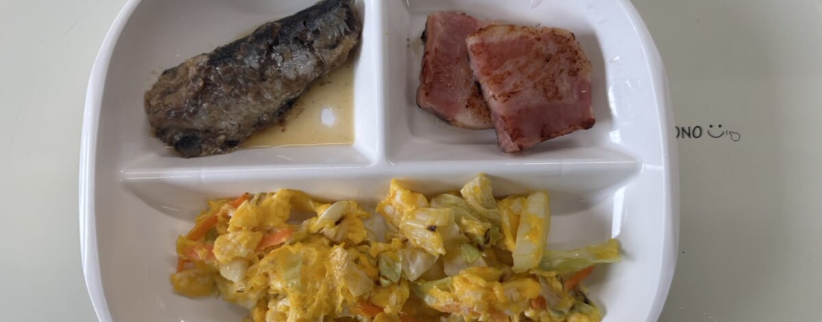 【親和の学生寮】今日の朝ごはん☆キャベツのたまご炒め