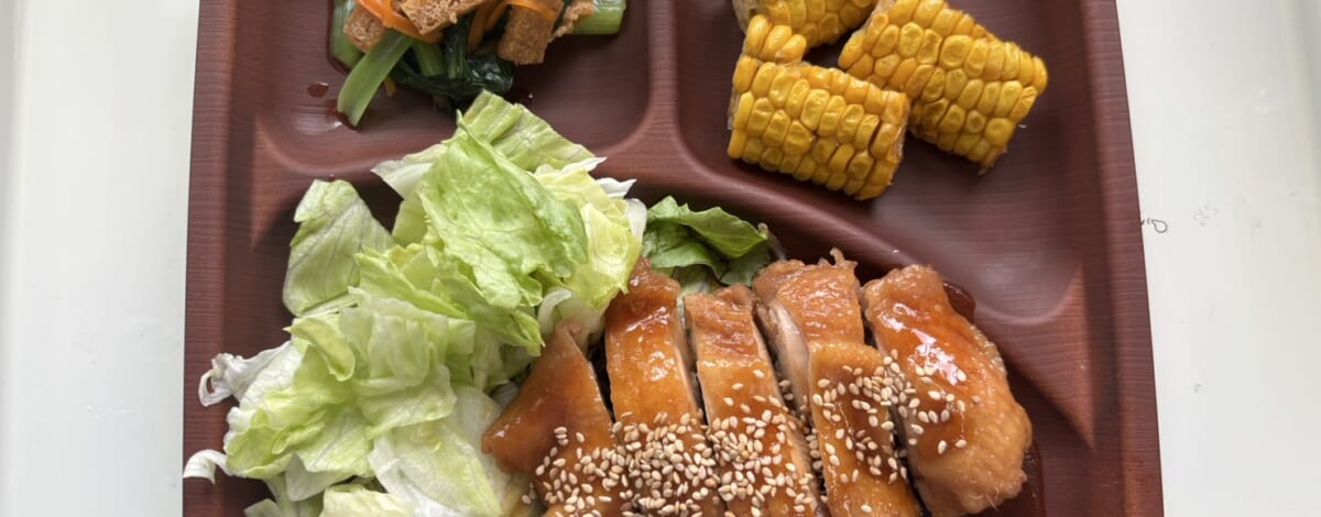 【親和の学生寮】今日の晩ごはん☆チキンの照り煮