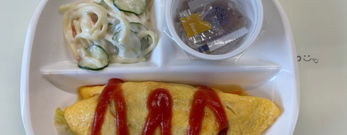 【親和の学生寮】今日の朝ごはん☆野菜オムレツ