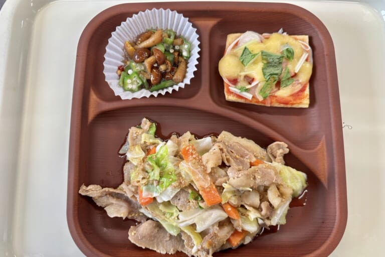【親和の学生寮】今日の晩ごはん☆キャベツと豚肉のみそ炒め