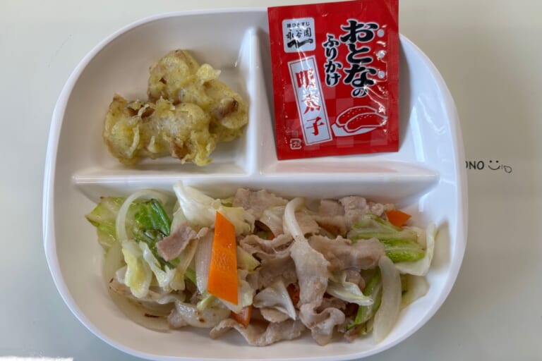 【親和の学生寮】今日の朝ごはん☆肉野菜炒め