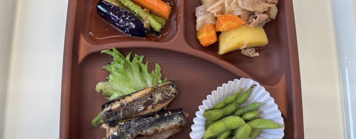 【親和の学生寮】今日の晩ごはん☆夏野菜の揚げびたし