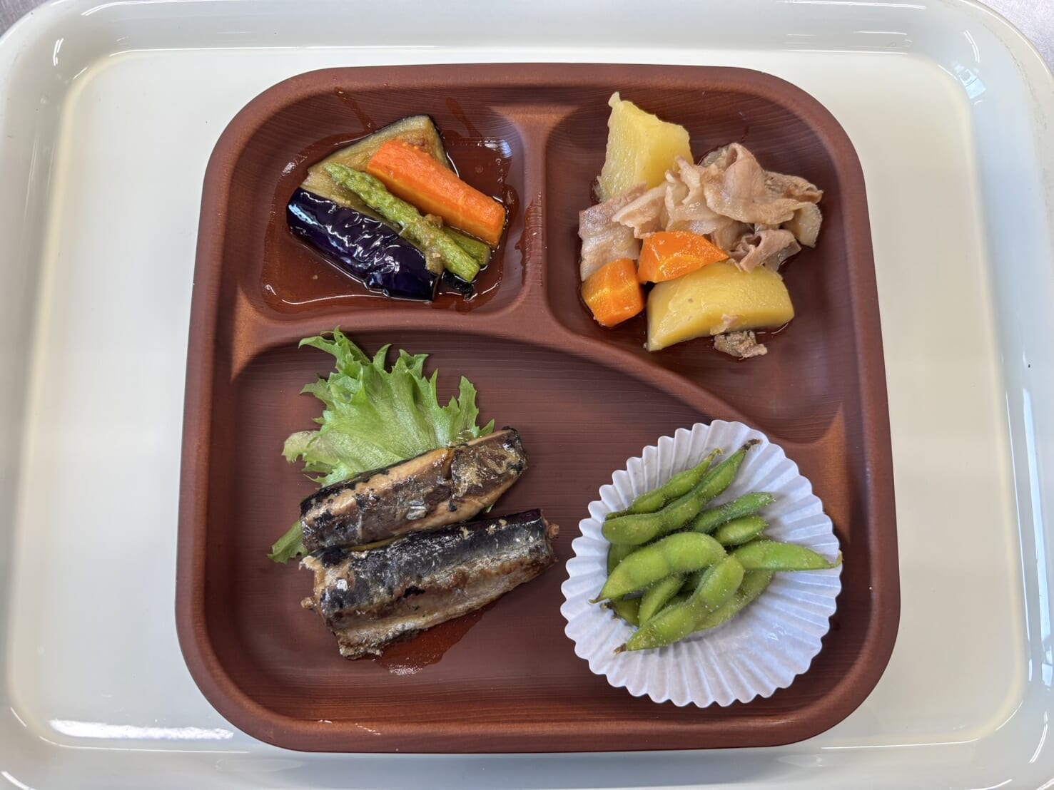 【親和の学生寮】今日の晩ごはん☆夏野菜の揚げびたし