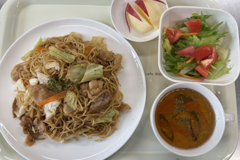 【親和の学生寮】今日の晩ごはん☆焼きそば