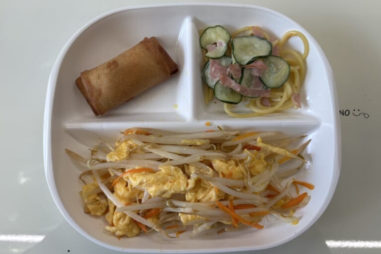 【親和の学生寮】今日の朝ごはん☆もやしたまご炒め