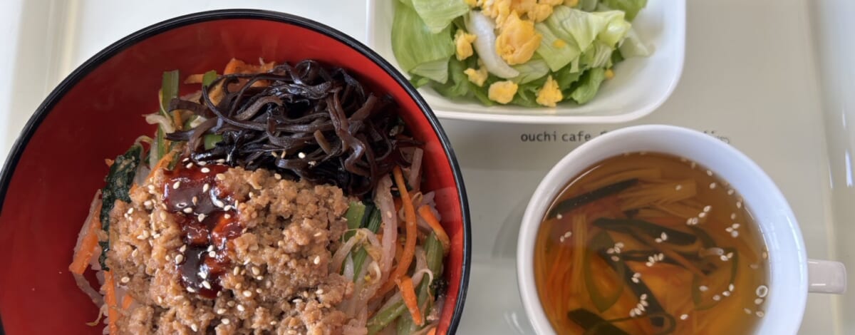 【親和の学生寮】今日の晩ごはん☆ビビンバ丼