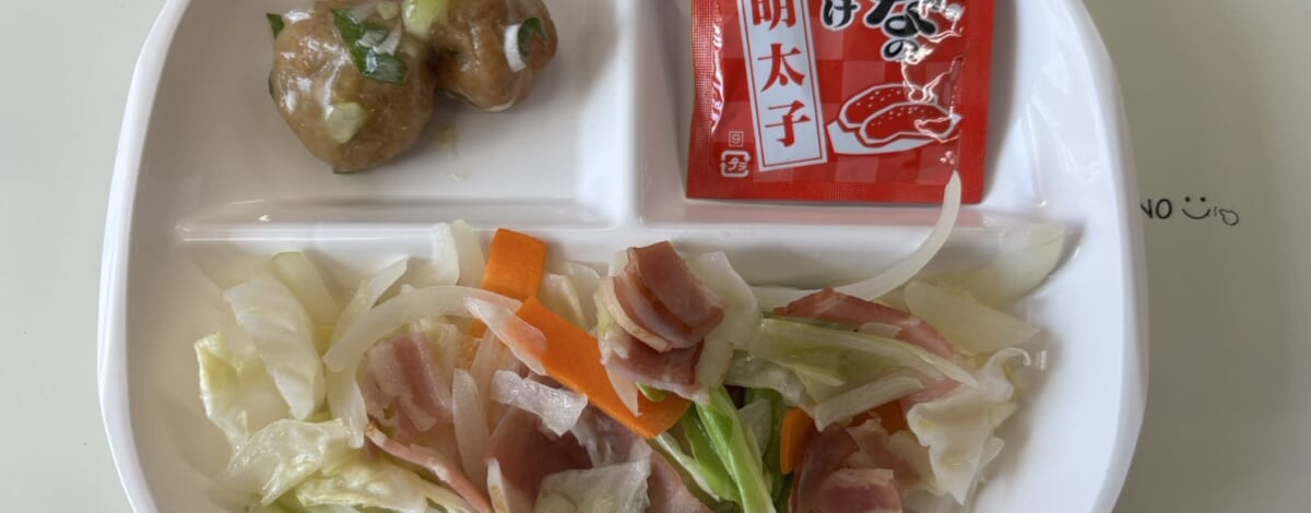 【親和の学生寮】今日の朝ごはん☆肉野菜炒め