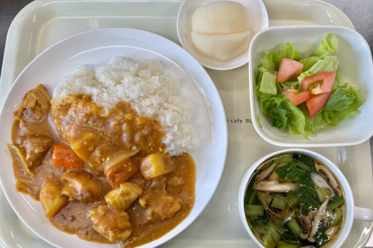 【親和の学生寮】今日の晩ごはん☆チキンカレー