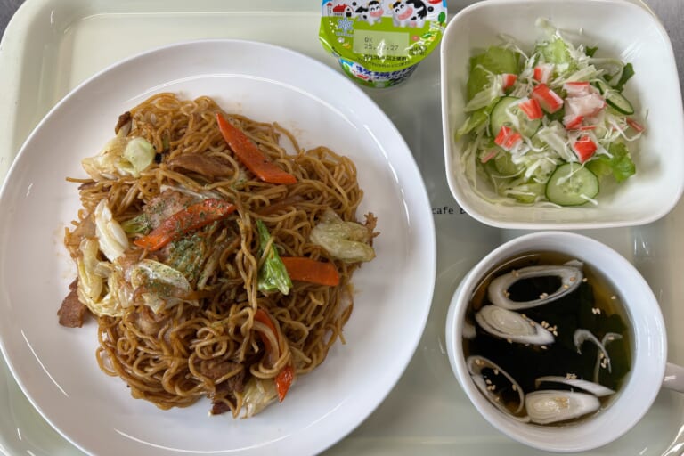 【親和の学生寮】今日の晩ごはん☆やきそば