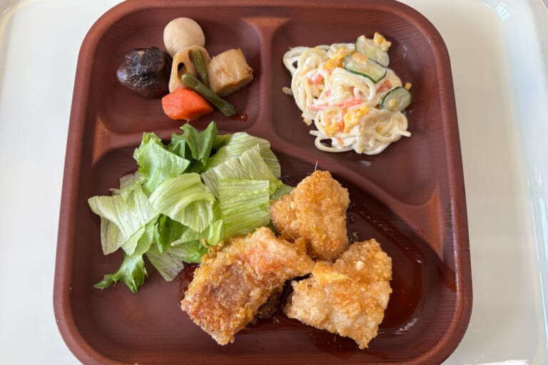 【親和の学生寮】今日の晩ごはん☆魚とスパゲティサラダ