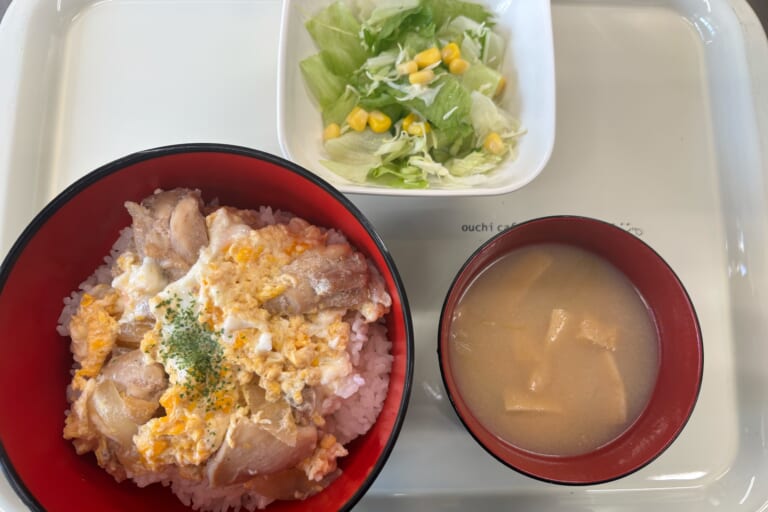 【親和の学生寮】今日の晩ごはん☆親子丼