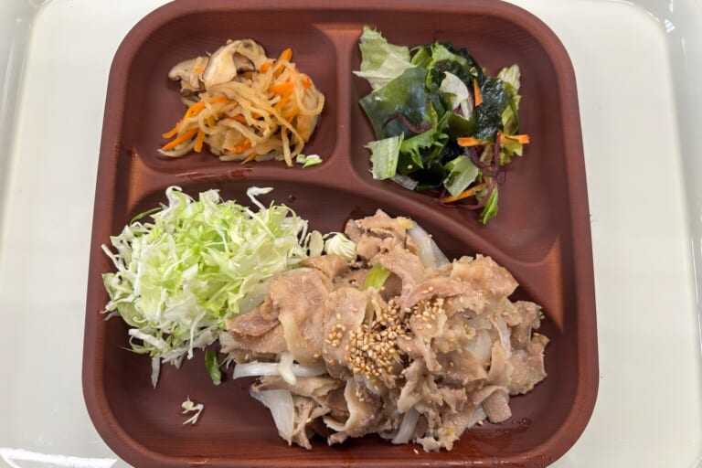【親和の学生寮】今日の晩ごはん☆豚の生姜焼き