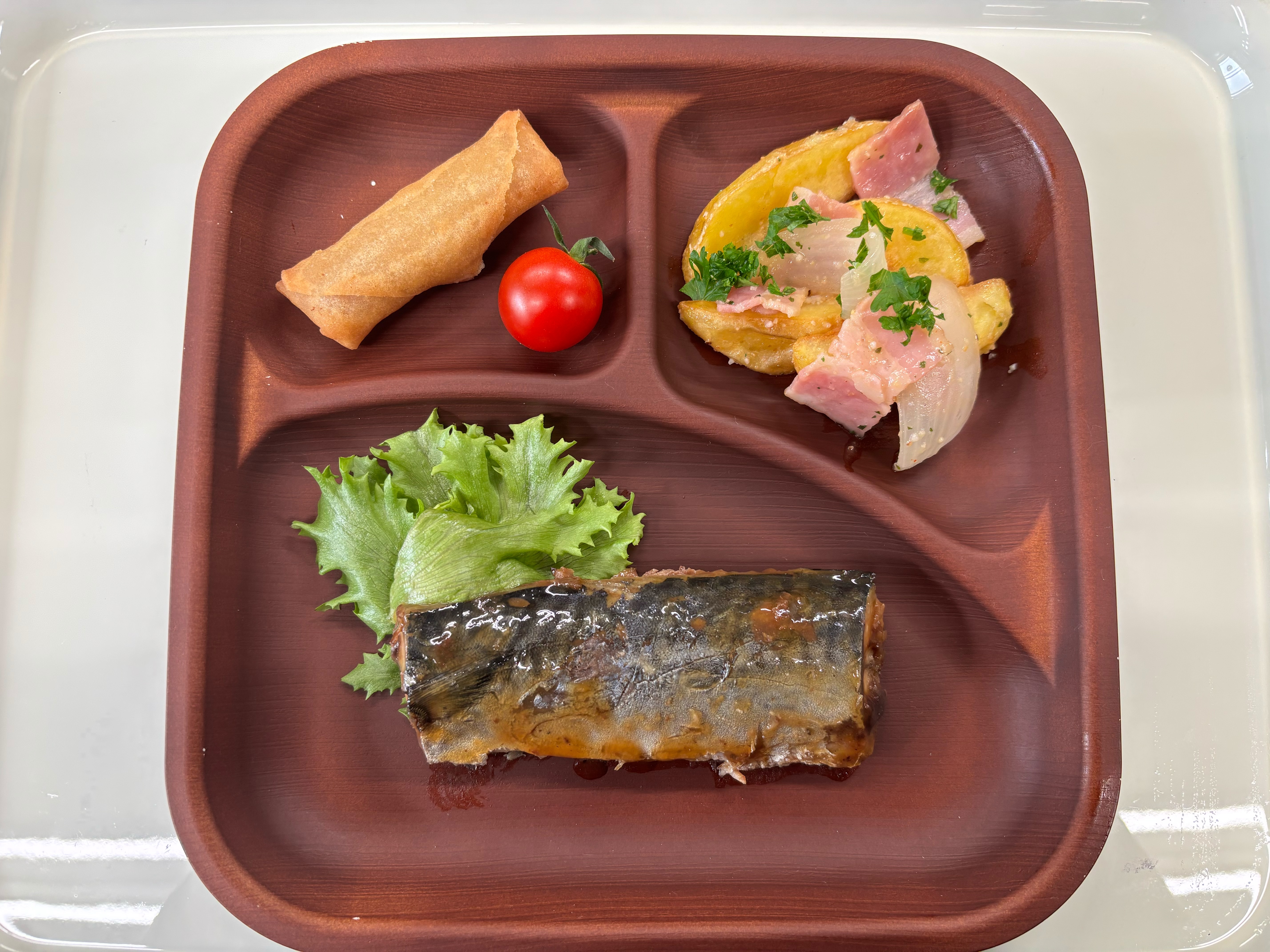 【親和の学生寮】今日の晩ごはん☆さばの味噌煮