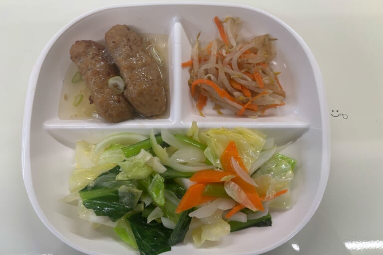 【親和の学生寮】今日の朝ごはん☆野菜炒め