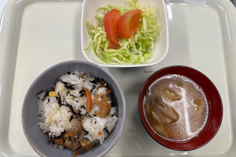 【親和の学生寮】今日の朝ごはん☆ひじきごはん