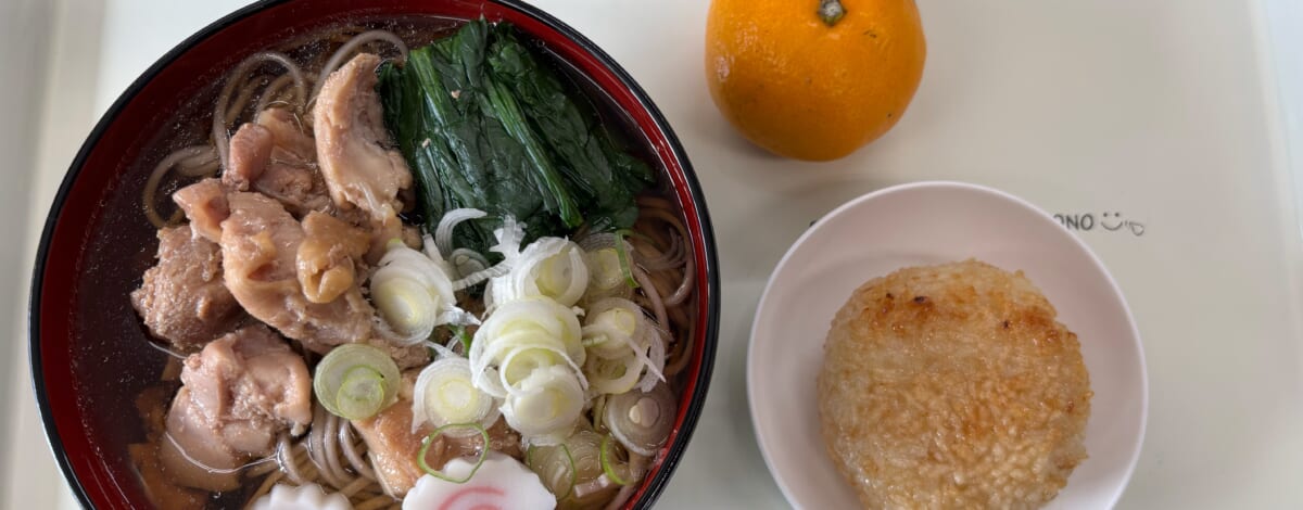 【親和の学生寮】今日の晩ごはん☆肉そば