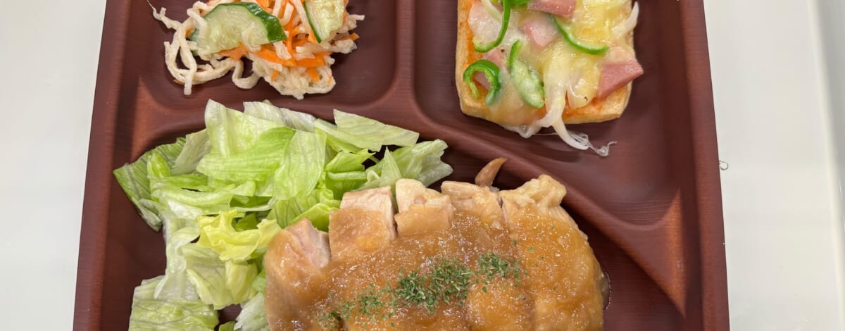 【親和の学生寮】今日の晩ごはん☆チキンの玉ねぎソース煮