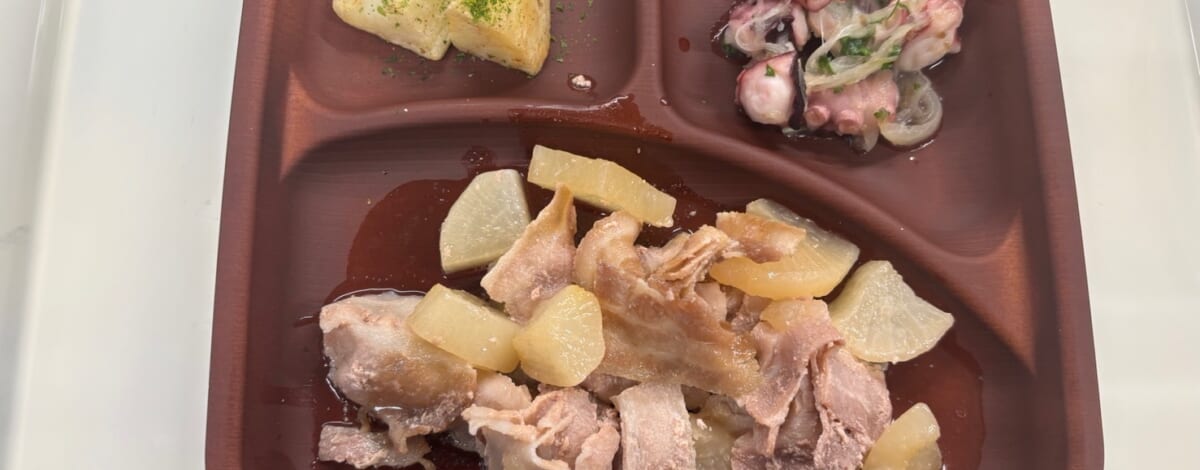【親和の学生寮】今日の晩ごはん☆豚バラ大根