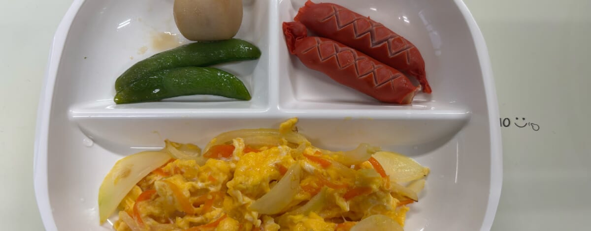 【親和の学生寮】今日の朝ごはん☆玉ねぎたまご炒め