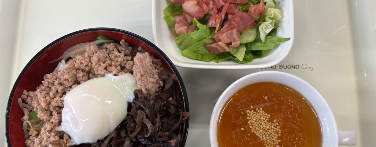 【親和の学生寮】今日の晩ごはん☆ビビンバ丼