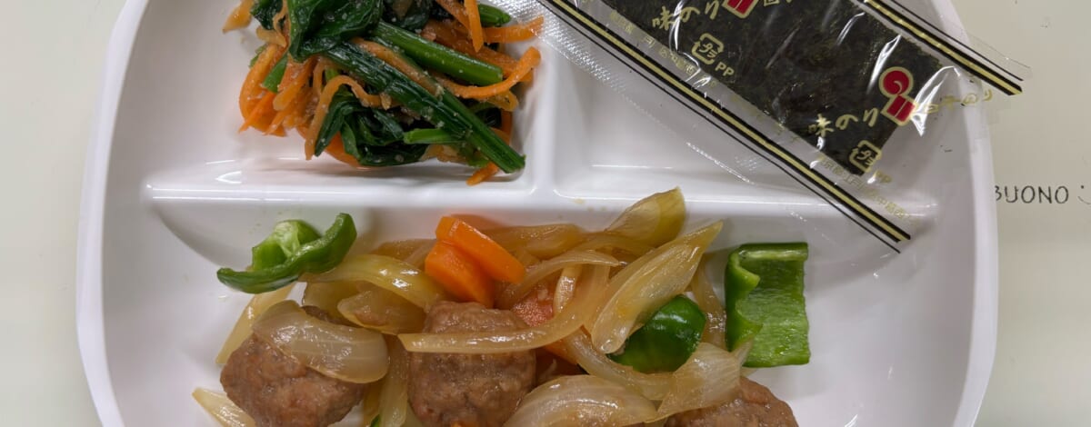 【親和の学生寮】今日の朝ごはん☆ミートボール炒め