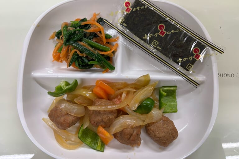 【親和の学生寮】今日の朝ごはん☆ミートボール炒め