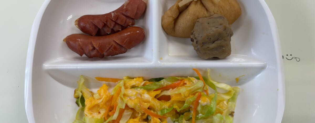 【親和の学生寮】今日の朝ごはん☆キャベツのたまご炒め