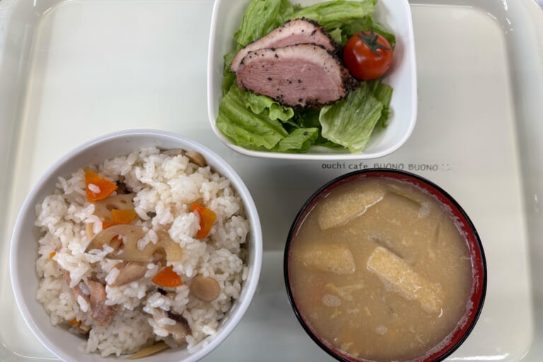 【親和の学生寮】今日の朝ごはん☆まぜごはん