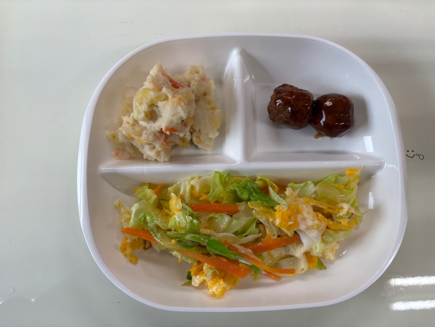 【親和の学生寮】今日の朝ごはん☆キャベツのたまご炒め