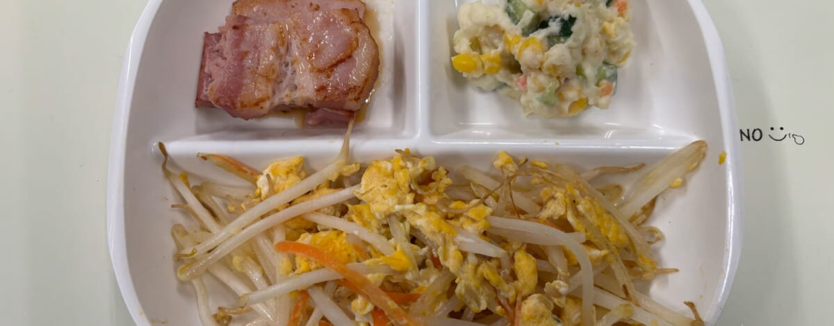 【親和の学生寮】今日の朝ごはん☆もやしのたまご炒め