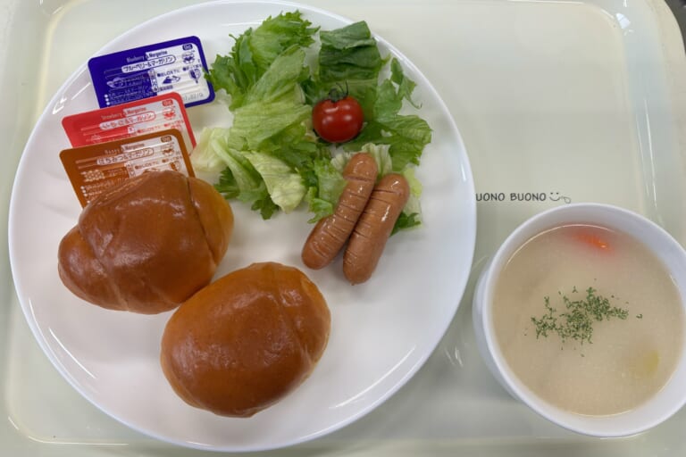 【親和の学生寮】今日の朝ごはん☆クリームシチュー
