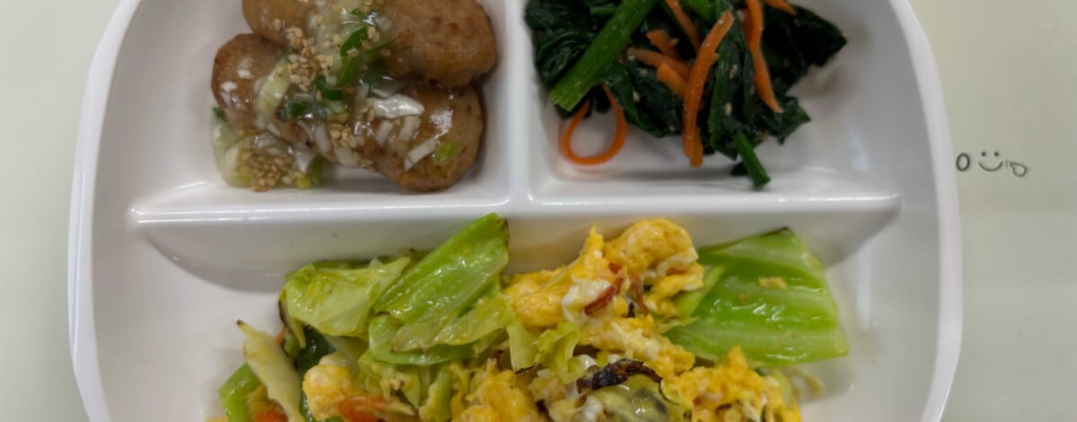 【親和の学生寮】今日の朝ごはん☆キャベツのたまご炒め