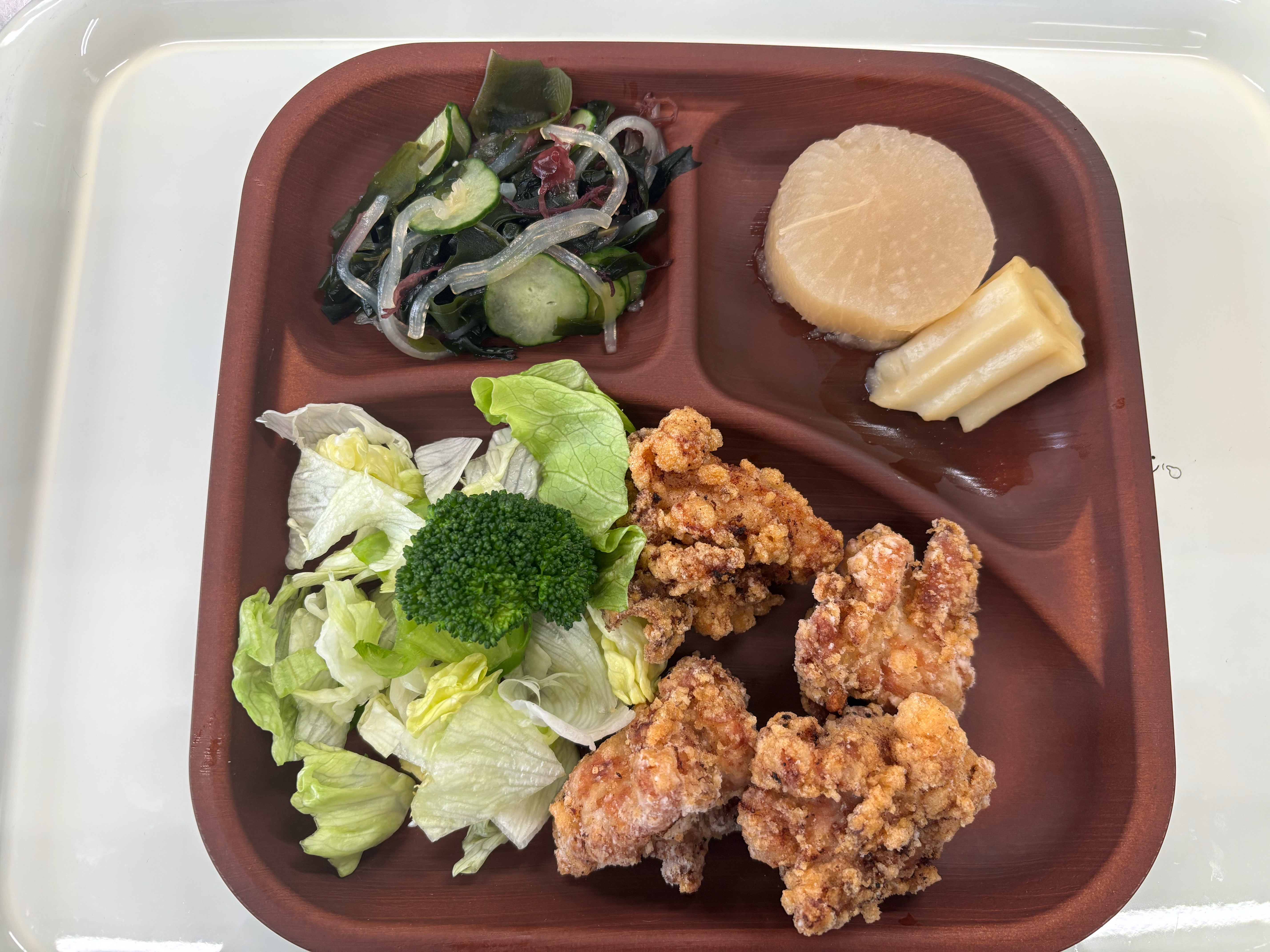 【親和の学生寮】今日の晩ごはん☆鶏のからあげ