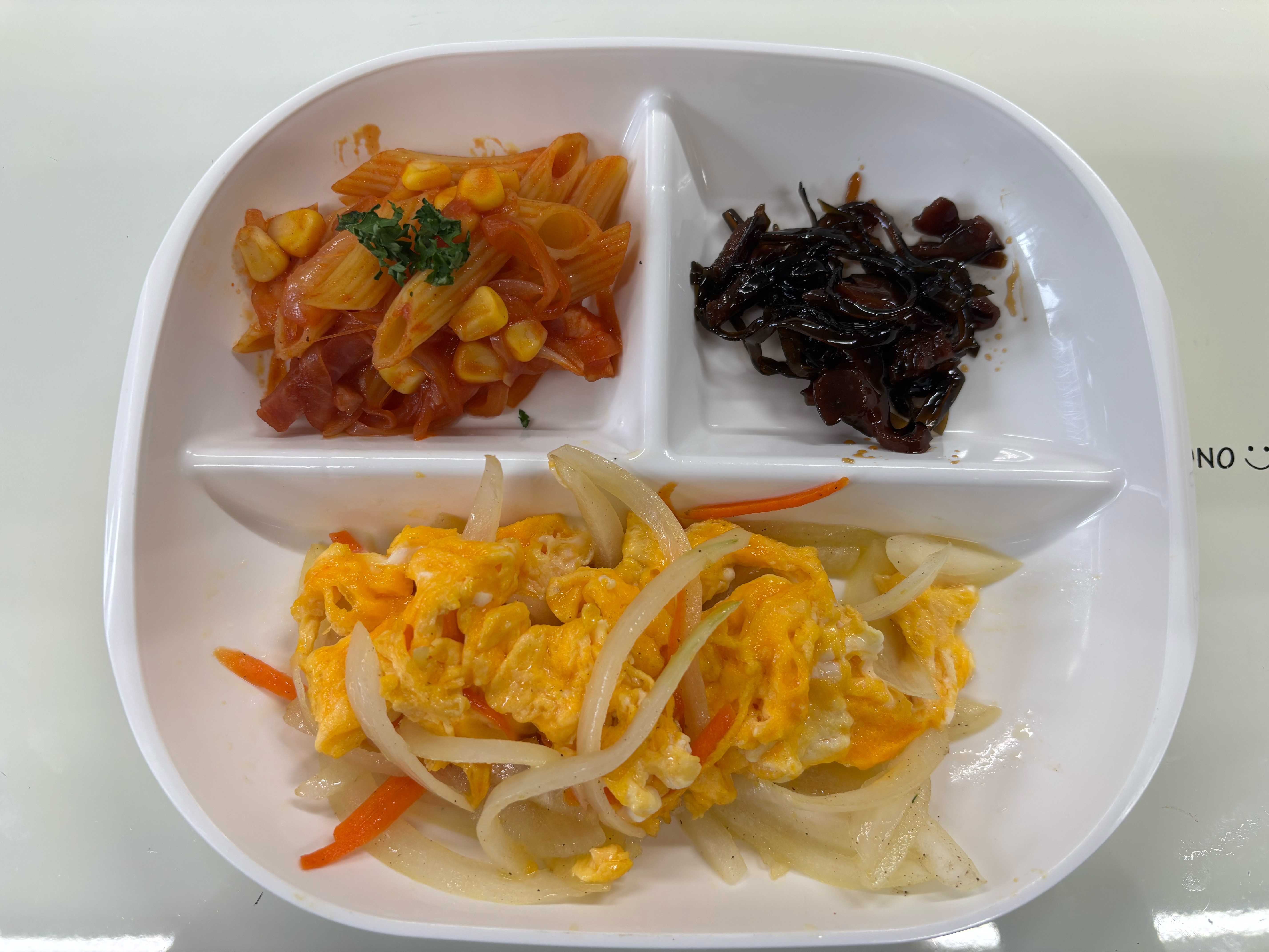 【親和の学生寮】今日の朝ごはん☆玉ねぎたまご炒め