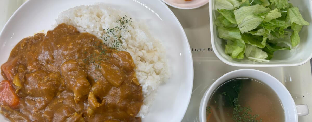 【親和の学生寮】今日の晩ごはん☆カレーライス