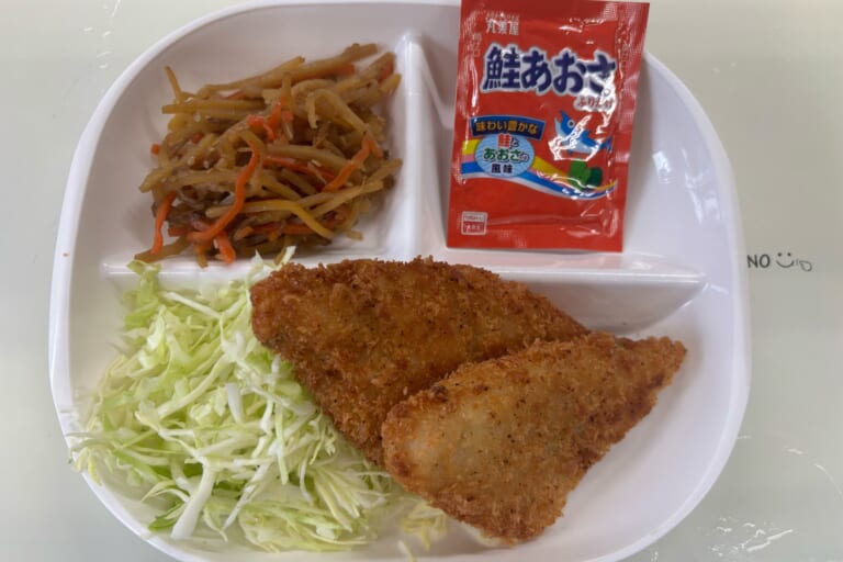 【親和の学生寮】今日の朝ごはん☆白身フライ