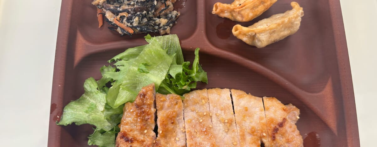 【親和の学生寮】今日の晩ごはん☆豚ロースみそ漬け焼き