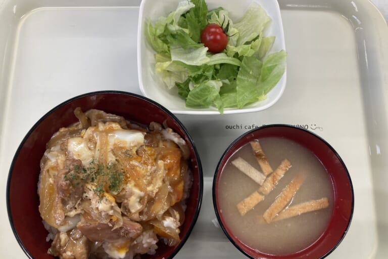 【親和の学生寮】今日の晩ごはん☆親子丼
