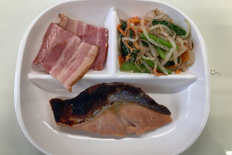 【親和の学生寮】今日の朝ごはん☆焼き魚