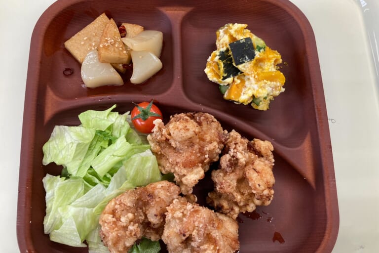 【親和の学生寮】今日の晩ごはん☆唐揚げ