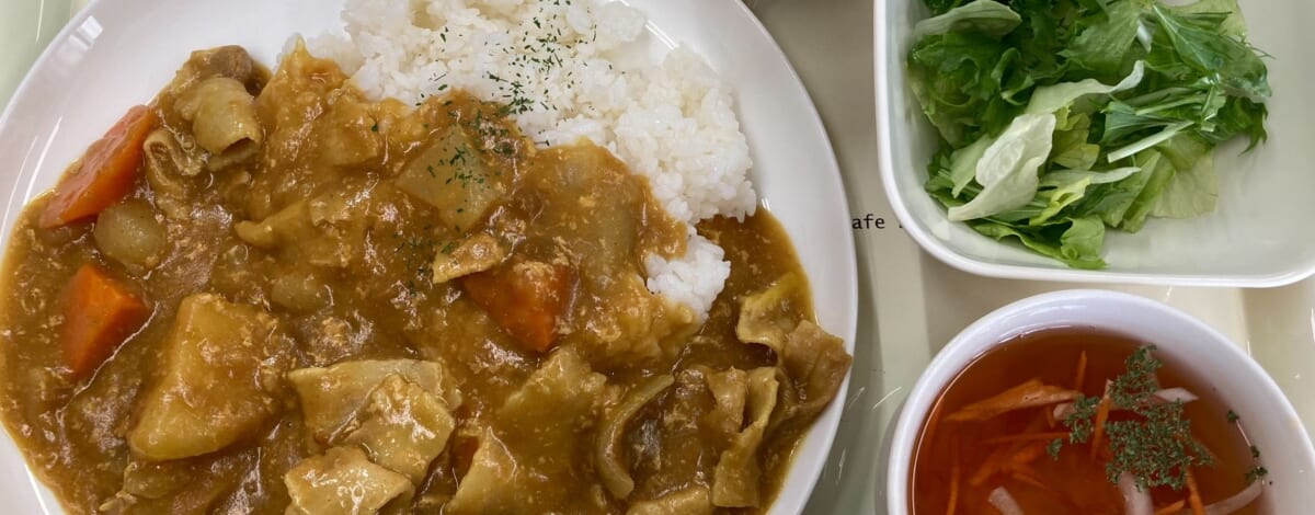 【親和の学生寮】今日の晩ごはん☆カレーライス