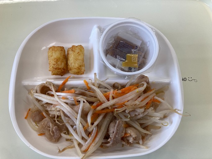 【親和の学生寮】今日の朝ごはん☆豚もやし