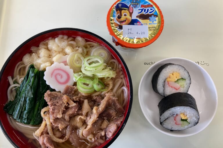 【親和の学生寮】今日の晩ごはん☆肉うどん