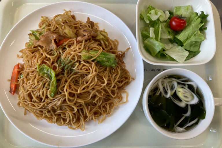 【親和の学生寮】今日の晩ごはん☆焼きそば