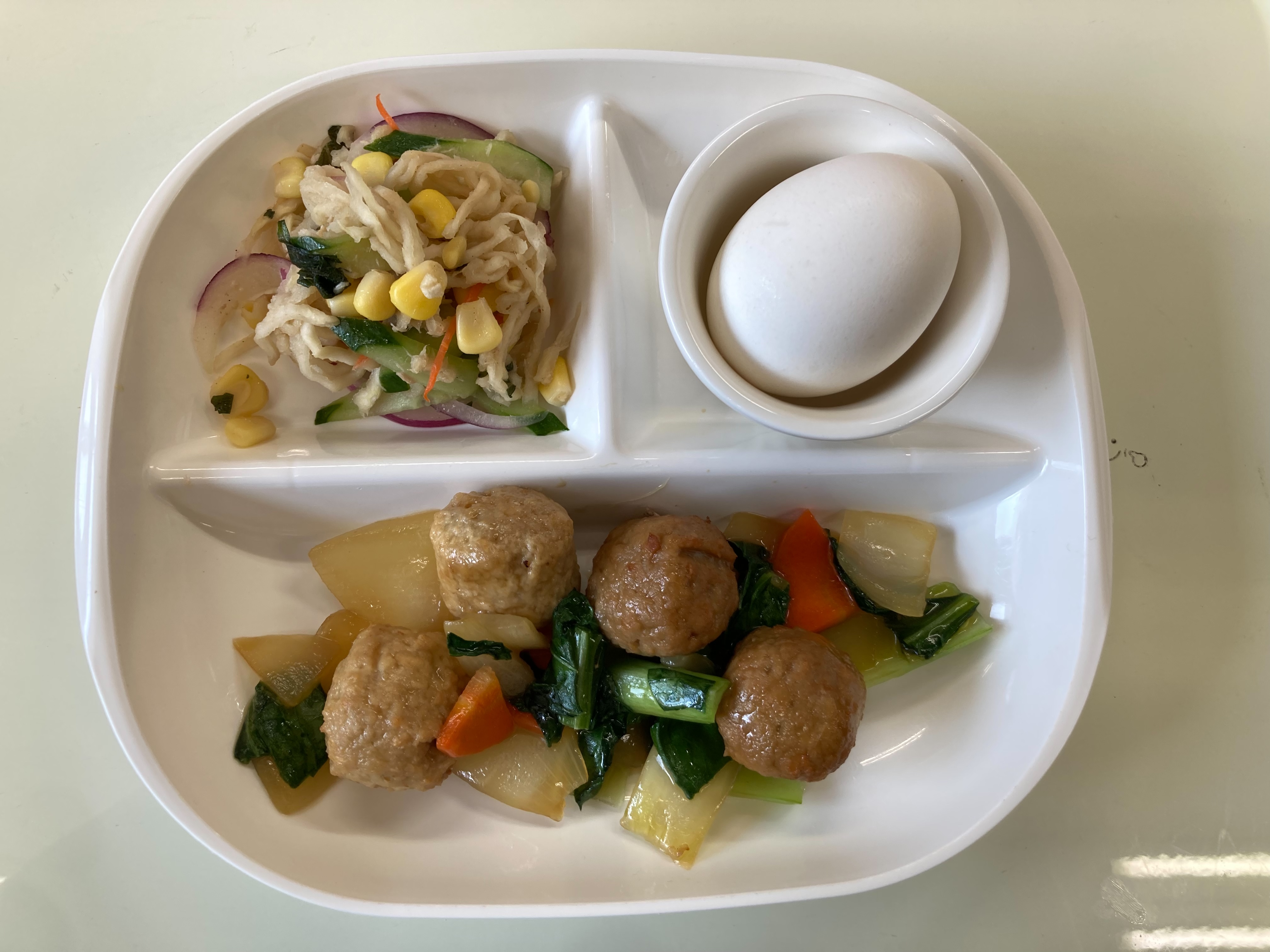 【親和の学生寮】今日の朝ごはん☆ミートボール炒め