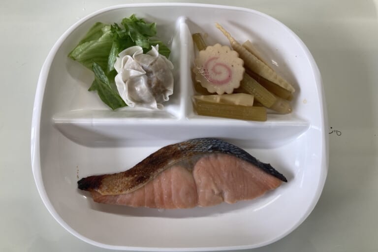 【親和の学生寮】今日の朝ごはん☆焼き魚と煮物